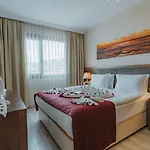 Hotel Empula & Residences