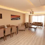 Empula & Residences Hotel