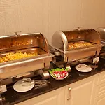 Empula & Residences Hotel *
