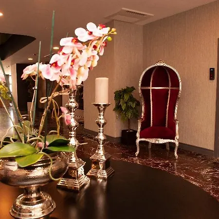 Empula & Residences Kaşüstü