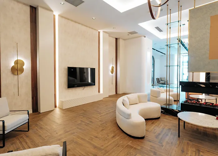 Empula & Residences Hotel *