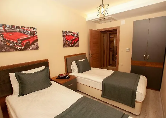 Hotel Empula & Residences Kaşüstü